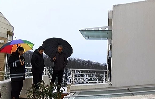 İstanbul'da akılalmaz olay! Gökten düştü her şeyi parçaladı - Resim: 2