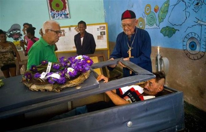 Yok böyle gelenek canlı canlı birini gömüp... - Resim: 4