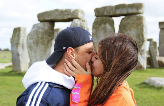 'Onun için deliriyorum' demişti! En büyük hobisi soyunmakmış - Resim: 1