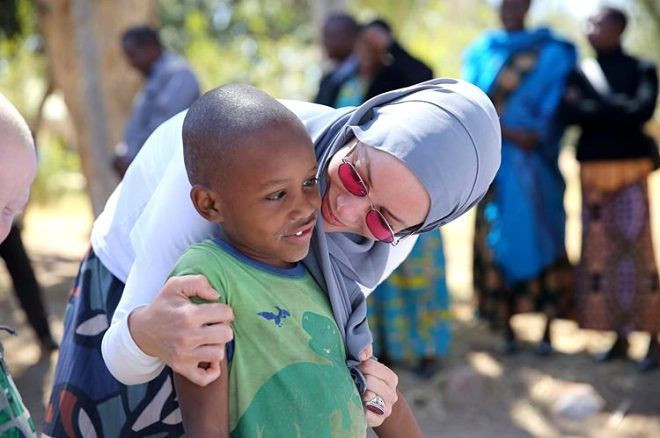 Gamze Özçelik'ten etkilendi kardeşi Meltem Özçelik de tesettüre girdi - Resim: 1