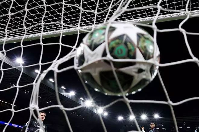 UEFA kulüp sıralamasını güncelledi! Fenerbahçe'den sürpriz atak - Resim: 1