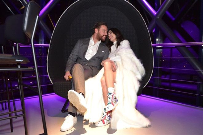 Burcu Kıratlı Sinan Akçıl'ın sevgilisi Azerbaycanlı Nez için bakın neler söyledi - Resim: 2