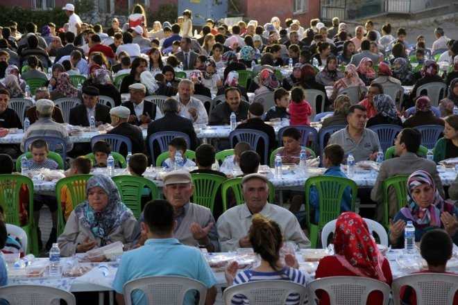 Diyanet hocaları toplayıp uyardı! Bunu sakın yapmayın - Resim: 1