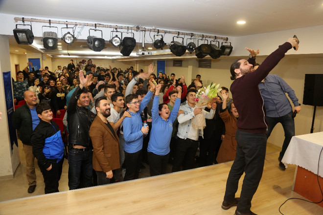 Ceyhun Fersoy: Eşimi ilk gördüğümde oturduğum yerden düştüm! - Resim: 2