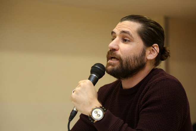 Ceyhun Fersoy: Eşimi ilk gördüğümde oturduğum yerden düştüm! - Resim: 4