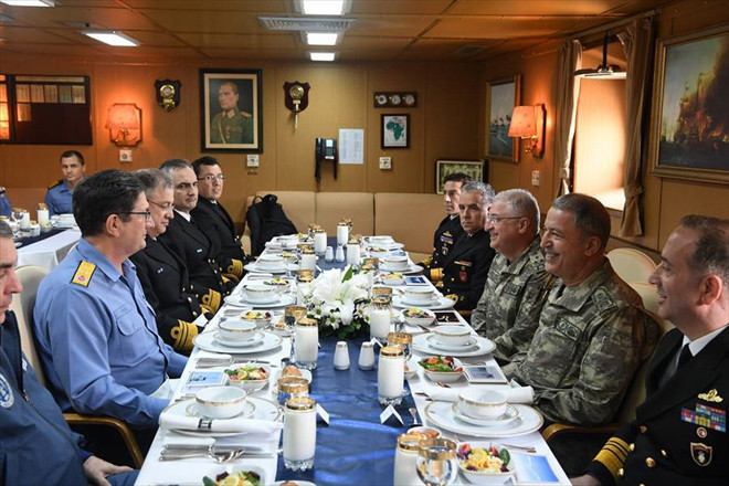 Hulusi Akar 20 yıl sonra gidip onu buldu!  - Resim: 3