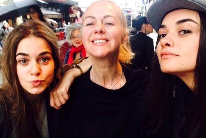 Kadın dizisinin güzel oyuncusunun annesi ile benzerliği şaşırttı - Resim: 4