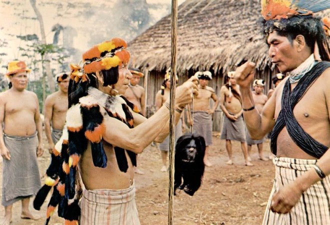 Düşmanlarının kafalarını kesip küçültüp anahtarlık yapıyorlar - Resim: 2