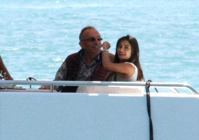 Eski gelin adayı Naz Mila, kalçasına dövme yaptırdI Instagram'dan paylaşınca... - Resim: 4