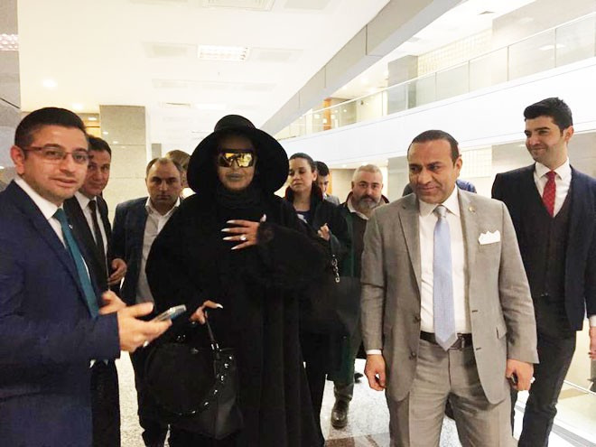 Bülent Ersoy'dan hakime: Sakın söyleme! - Resim: 1