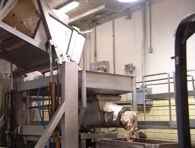 Sosis nasıl üretiliyor fotoğraflar şoke etti! - Resim: 4