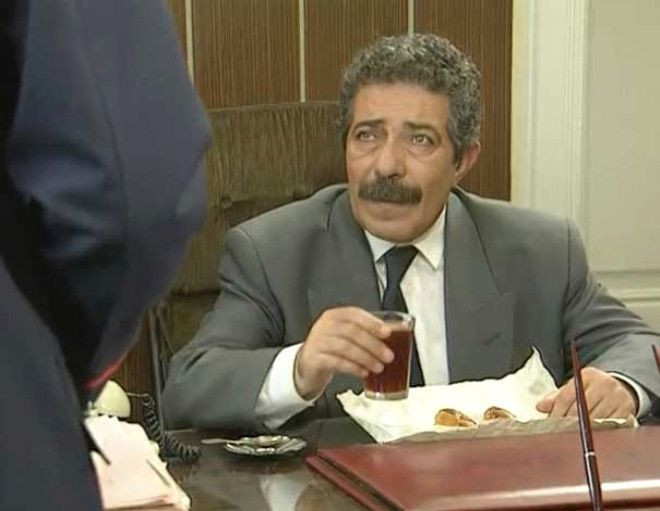 Mahsun Kırmızıgül acı haberi duyurdu! Usta oyuncu Erol Demiröz hayatını kaybetti - Resim: 2