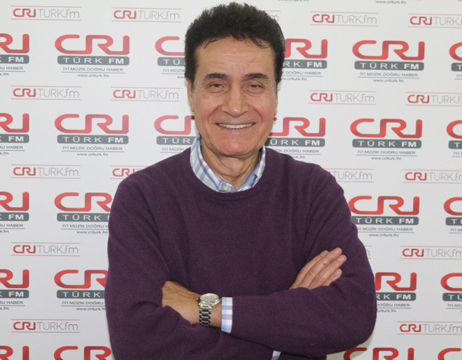 Ünlü sanatçıdan yıllar sonra gelen itiraf! Çok utanıyorum deyip... - Resim: 1