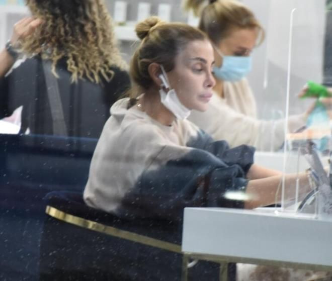 Estetiğin dozunu kaçıran Özge Ulusoy'un maskesi düştü! Görenler tanıyamadı - Resim: 4