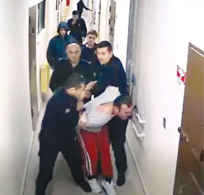 Ogün Samast'ın kriz geçirdiği anlar! Gardiyanları 'hepinizi doğrarım' diye tehdit etti - Resim: 3