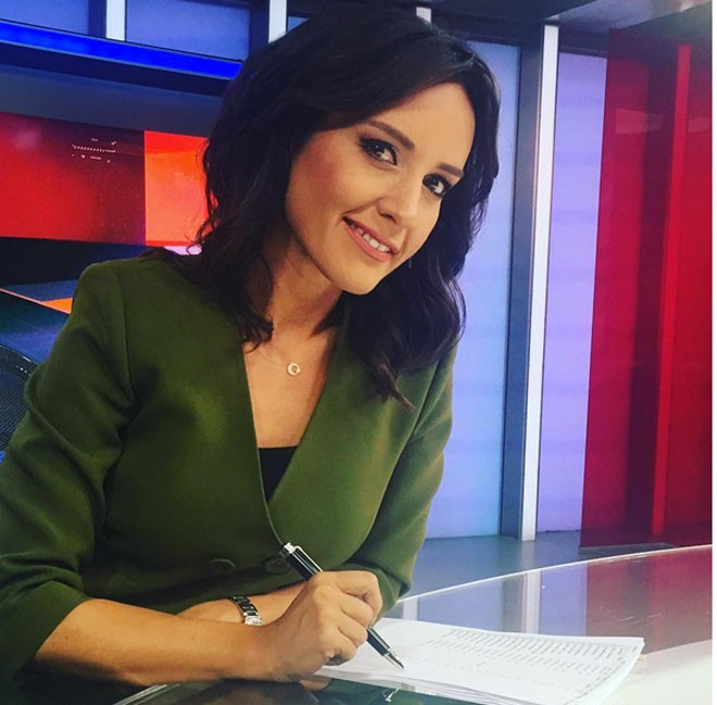 Erdoğan uçakta Nazlı Çelik'in cebinde onu görünce... - Resim: 4