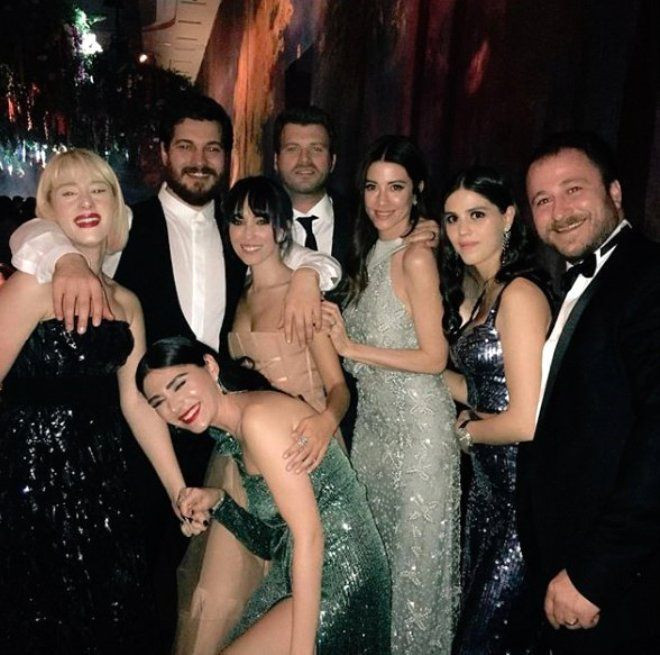 Beren Saat bombası patladı! Bakın Hazal Kaya'nın düğününe neden gitmemiş! - Resim: 2