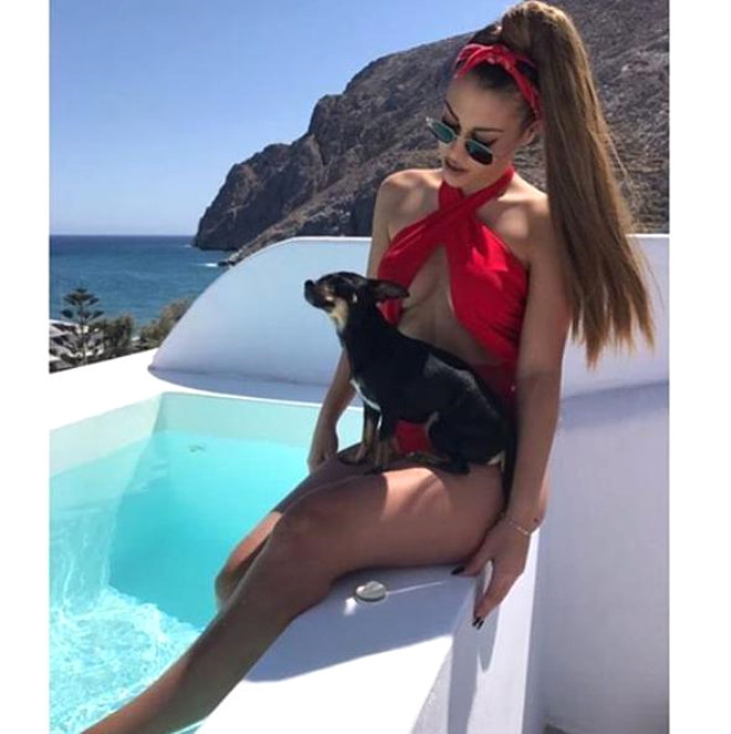 Komşu'nun zengin çocukları! Abartı pozlarıyla Instagram'ı salladı - Resim: 2