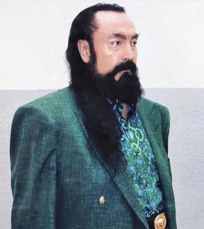 Adnan Oktar'ın cezaevinde son görüntüsü olay oldu! Kedicikler kendinden geçti, aşk mesajları yağdı... - Resim: 3