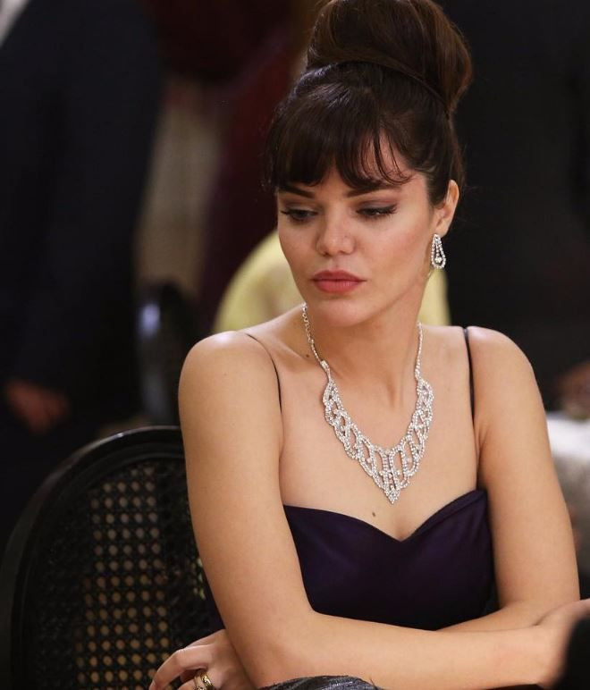 Mayolu fotoğrafına Photoshop yapınca fena yakalandı! Hilal Altınbilek gündem oldu - Resim: 1