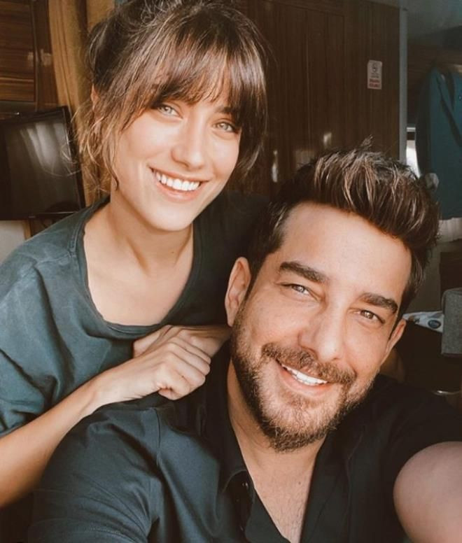 Hazal Kaya'nın yaptığı fedakarlığı duyanlar mest oldu! Enis Arıkan Exxen'de anlattı - Resim: 1