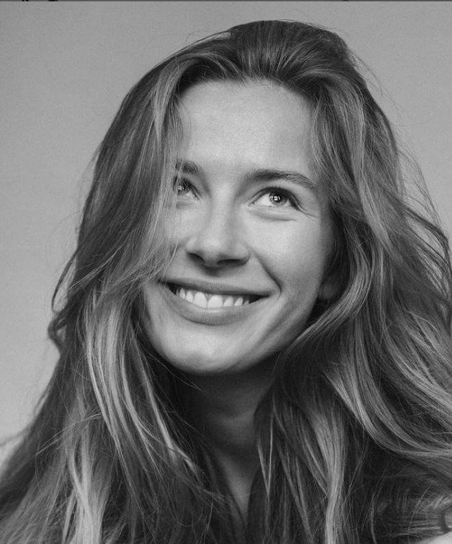 Ukraynalı model Diana Harkusha ülkesi için dua istedi - Resim: 4