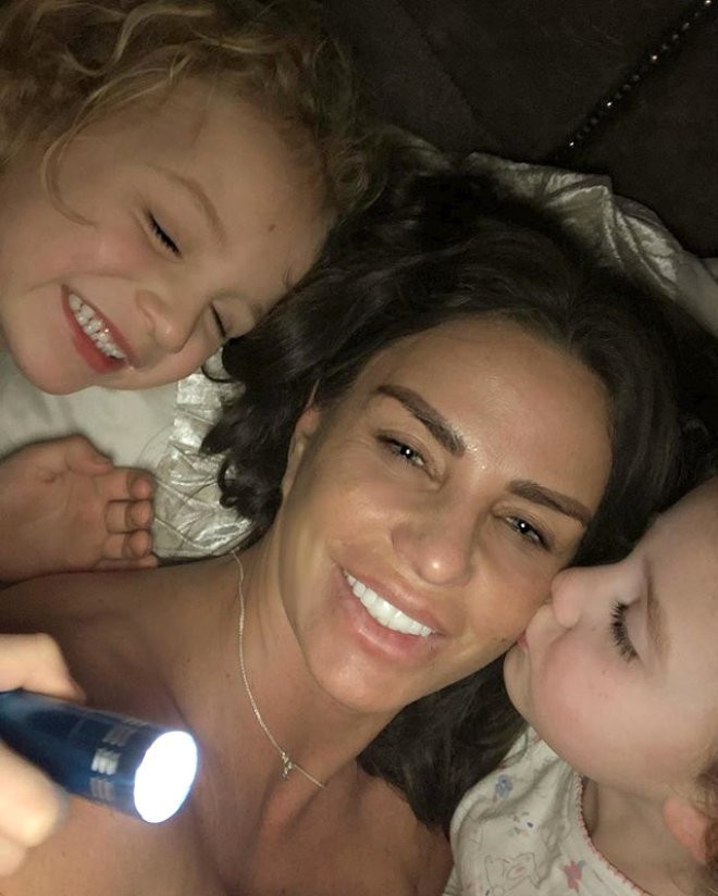 Yüz gerdirirken doktoruyla sohbet etmişti!  Son haline bakın - Resim: 4