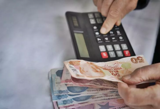 Emekli maaşları sil baştan değişti! En düşüğü şimdiden 10 bin 500 lira oldu - Resim: 1