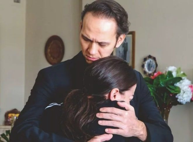 Show TV Çukur setinde bomba aşk iddiası Öner Erkan ile Ece Yaşar'ın yaş farkı olay! - Resim: 1