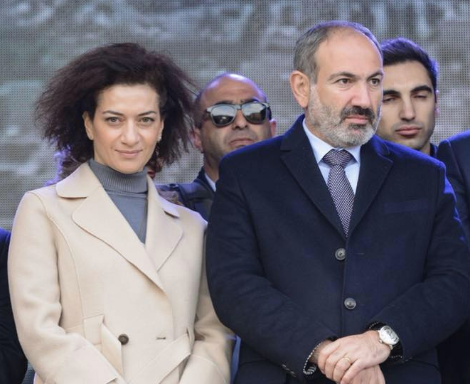 Paşinyan'ın eşi kadın asker yetiştiriyor! Karabağ'da çatışacaklar - Resim: 1