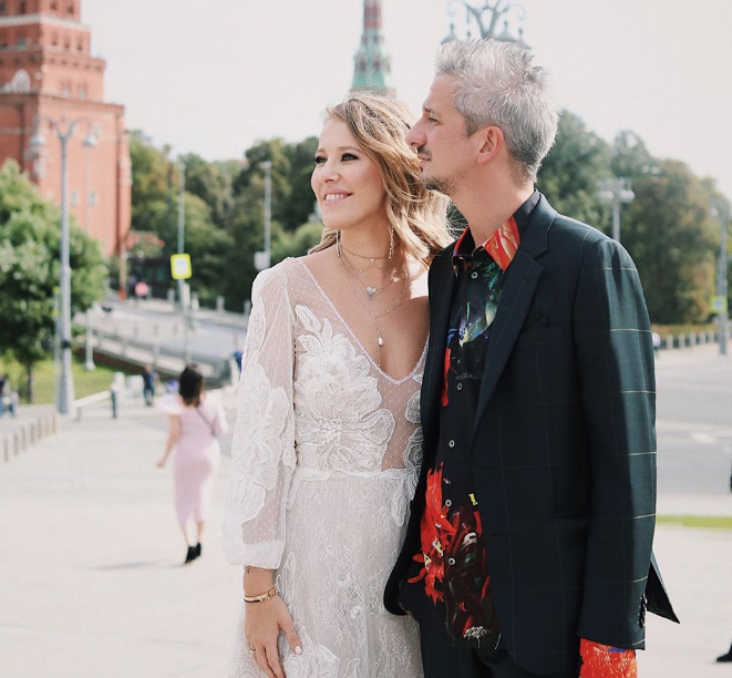 Putin'in manevi kızı Ksenia Sobchak evlendi düğünde +18 dansı olay yarattı - Resim: 4