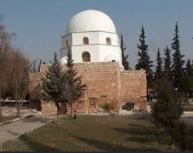 Halife Ömer bin Abdulaziz'in mezarını boşalttılar akıbeti bilinmiyor - Resim: 1