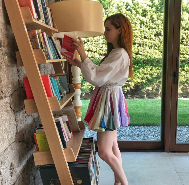 Zalim İstanbul'un Şeniz'i Mine Tugay'ın 'hemen silerim' deyip paylaştığı ev hali olay oldu - Resim: 4