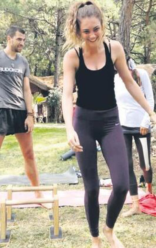 Engin Akyürek'in sır gibi sakladığı sevgilisi ortaya çıktı bakın kiminle berabermiş - Resim: 2