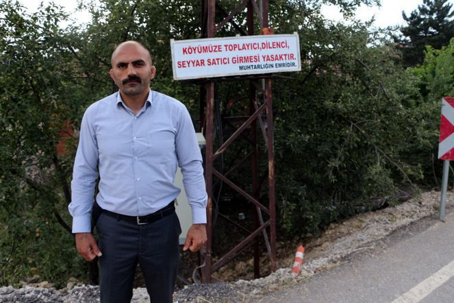 Tokat'ta muhtar köyün girişine astı! Bu köyde yasak - Resim: 1