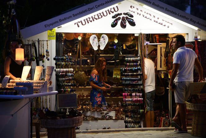 Muhabirler hamile misiniz diye sordu Seren Serengil ise... - Resim: 3