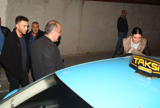 Cem Yılmaz'ın eski eşi 'Erkenci Kuş'un eski aşkıyla yakalandı! - Resim: 1