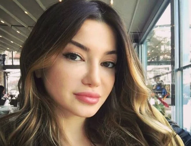 Esra Ezmeci'ye gelen soru 'yok artık' dedirtti! "Boşandığım eşimle..." - Resim: 1