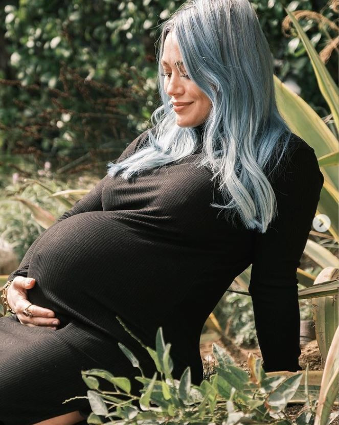 Dünyaca ünlü oyuncu Hilary Duff aşıdan sonra 'delta varyantı'na yakalandı! - Resim: 3