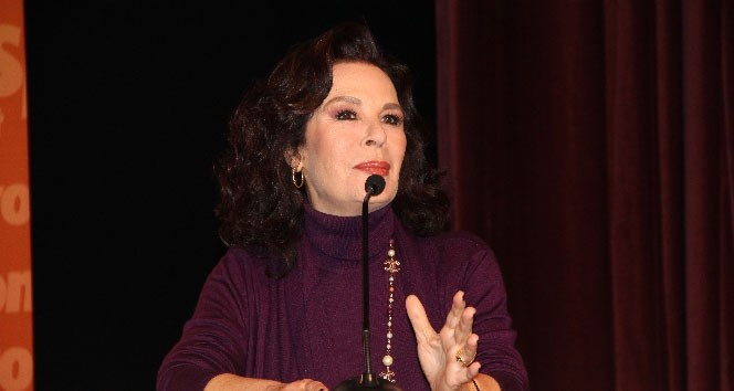 Hülya Koçyiğit  şaşırttı: Bir gün herkes Erdoğan'a... - Resim: 1