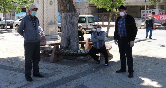 65 yaş ve üzerine sokağa çıkma yasağı geldi! Listede 12 şehir var - Resim: 4