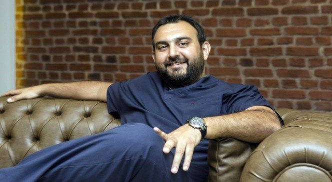 Ünlü diş hekimi borçları nedeniyle intihar etti - Resim: 3