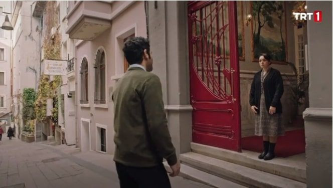 TRT 1 Masumlar Apartmanı Safiye ve Naci Sahnesi olay yarattı herkes bunu konuştu - Resim: 1