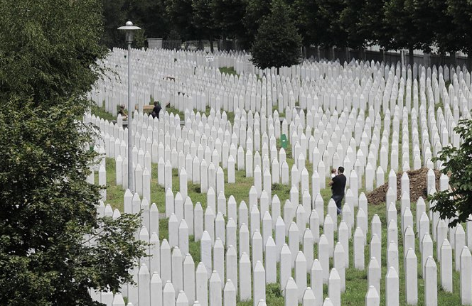 Srebrenitsa Katliamı nedir yıldönümünde tarihi tekrar canlandı  - Resim: 4