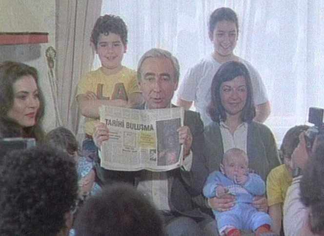 Çıplak Vatandaş filmindeki o çocuk, Alişan çıktı! - Resim: 1