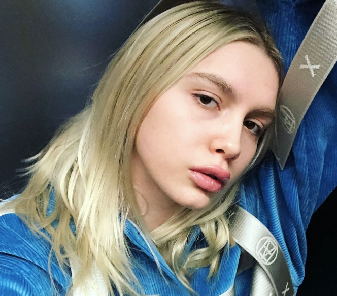 Bikinili pozları sosyal medyayı sallayan Aleyna Tilki Türkiye'den ayrılıyor - Resim: 3