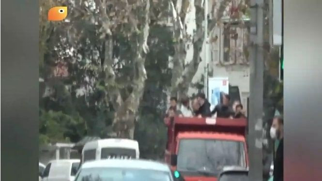 Show TV Çukur setinde skandal görüntüler! Bir kamyon dolusu figüranla... - Resim: 4