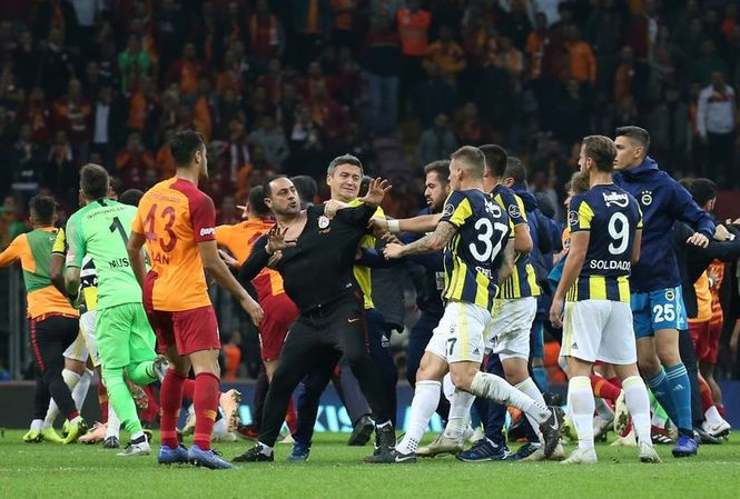Hasan Şaş: Fenerbahçeliler beni tuzağa düşürdü - Resim: 1