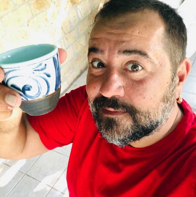 Şehir hayatından sıkıldı Ata Demirer 2 milyon liralık bağında üzüm topluyor - Resim: 4