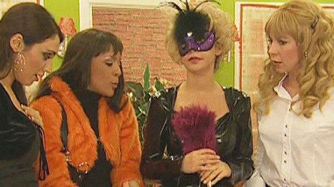 Sihirli Annem filminde Defne Joy Foster sürprizi! - Resim: 3